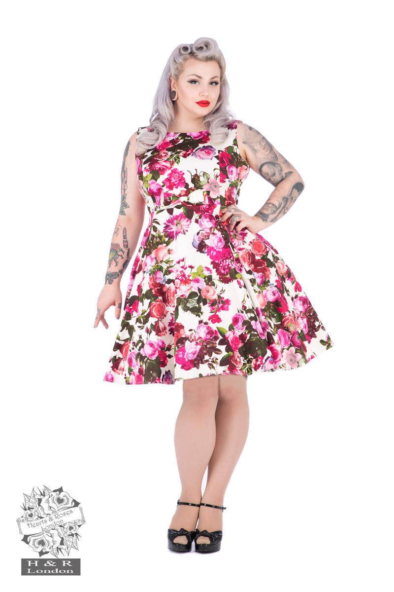 Lola Floral Swing Dress in Extended Sizing